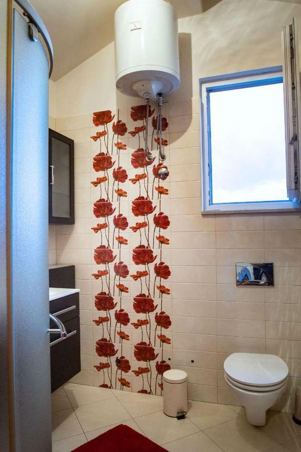 Apartman Nane Banjol Zewnętrze zdjęcie