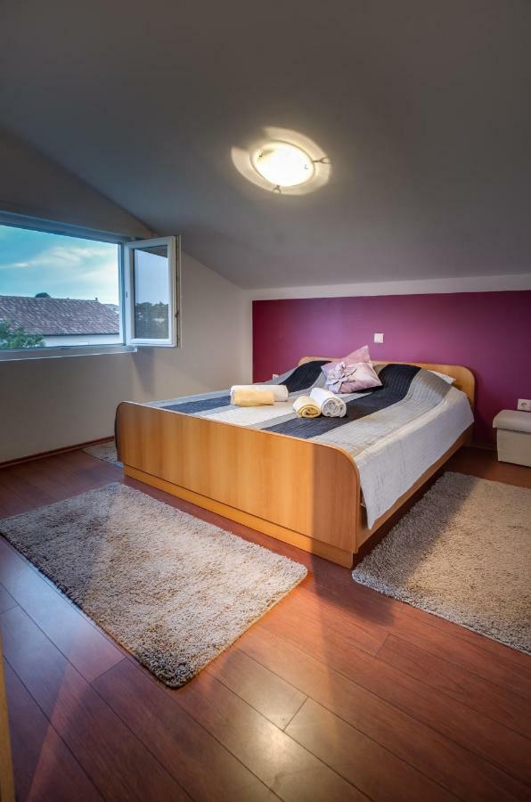 Apartman Nane Banjol Zewnętrze zdjęcie